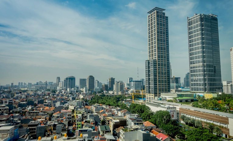Jakarta tone, uskoro više neće biti glavni grad Indonezije